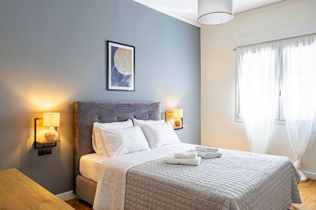Appartement Contemporary Comfort In Athene